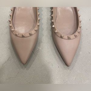 Valentino Flat rock stud beige , new size 39